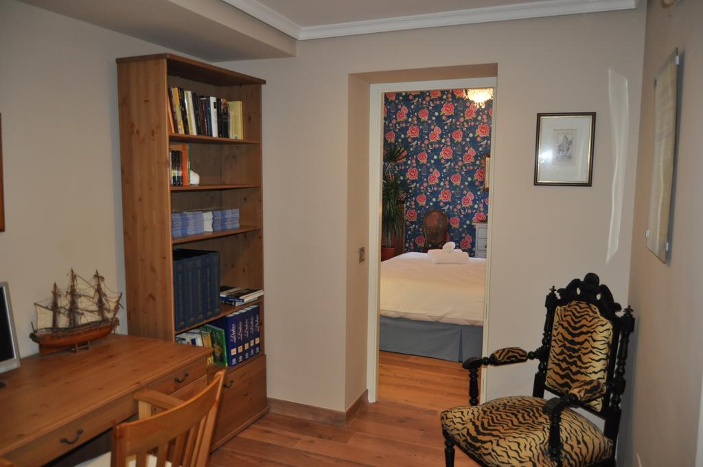 Welcome Inn Nerja Guest House Luxury Bed & Breakfast Szoba fotó